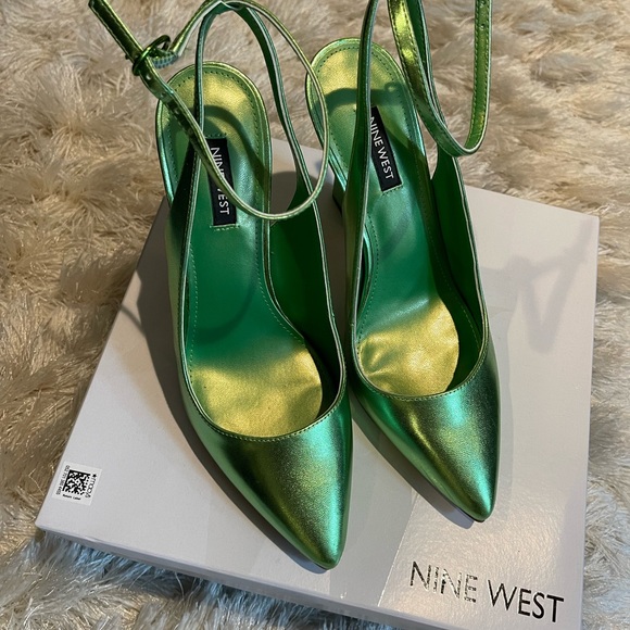 nine west tabita pump